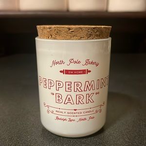 DW Peppermint Bark Christmas Candle